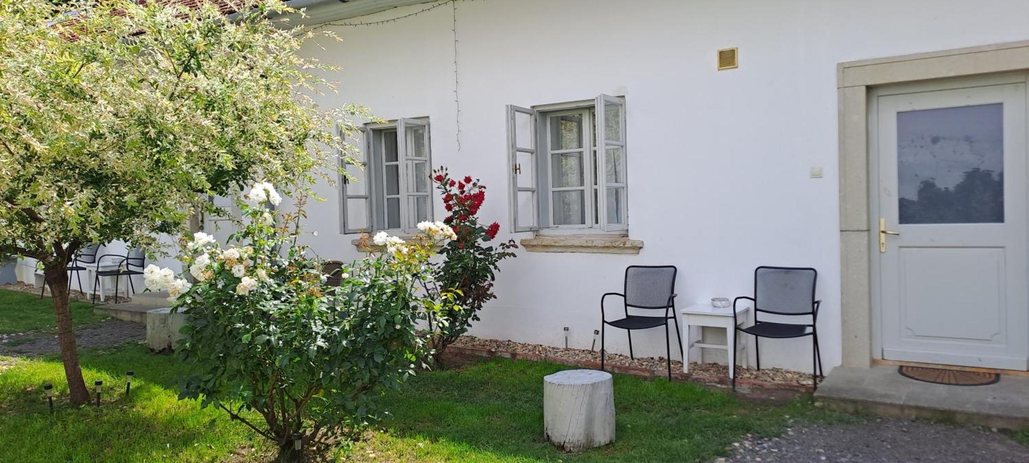 Plitzner Belvarosi Apartmanhaz Eger Kamer foto